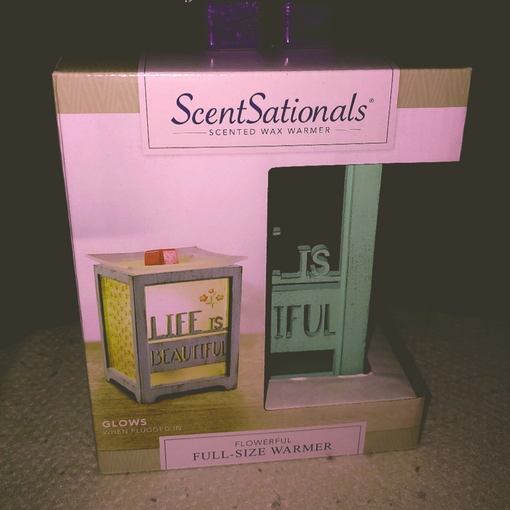 ScentSationals Electric Scented Wax Melt Warmer/light with Melts
